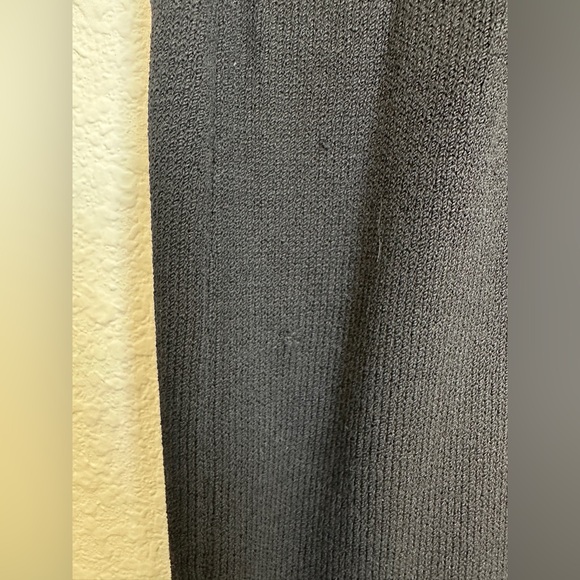 St John Basics black knit cardigan & skirt set size Medium - Picture 16 of 17